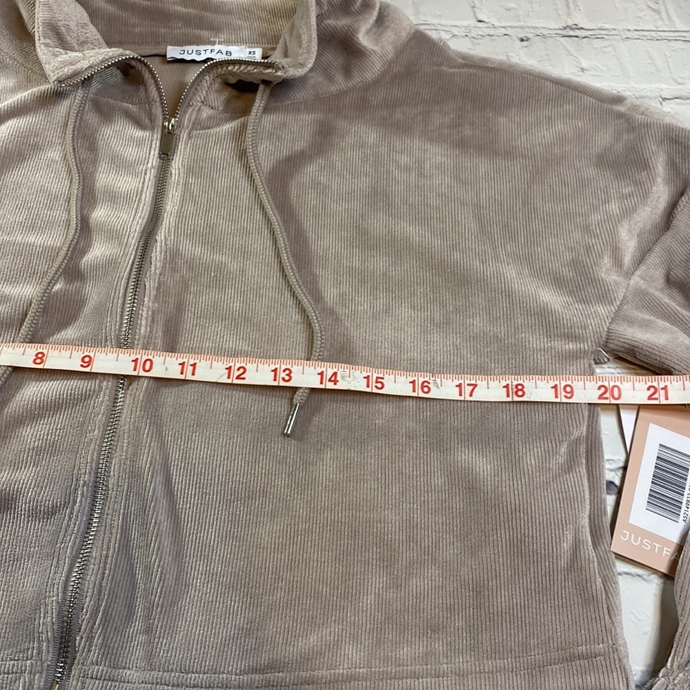 JustFab NWT Cozy Velour Zip Front Sweatshirt - Picture 11 of 16